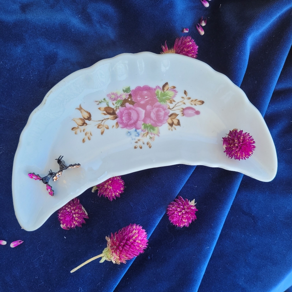 ♡Vintage Moon Knick Nack Holder♡